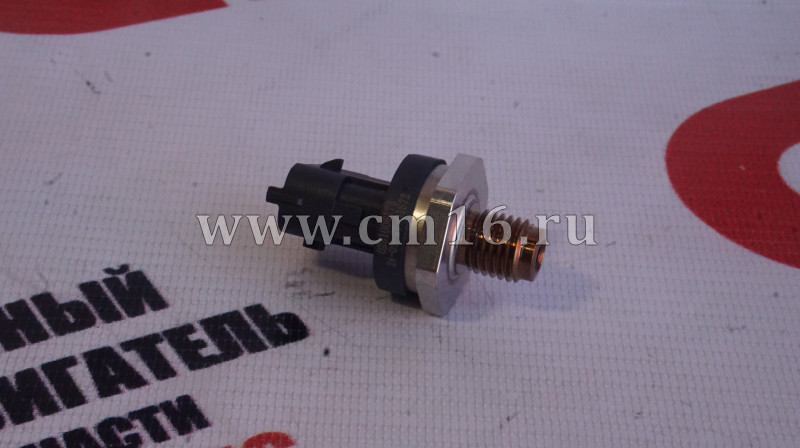 Датчик давления топлива в рампе Bosch 0281006176 ISF2.8 (АНАЛОГ) (C)